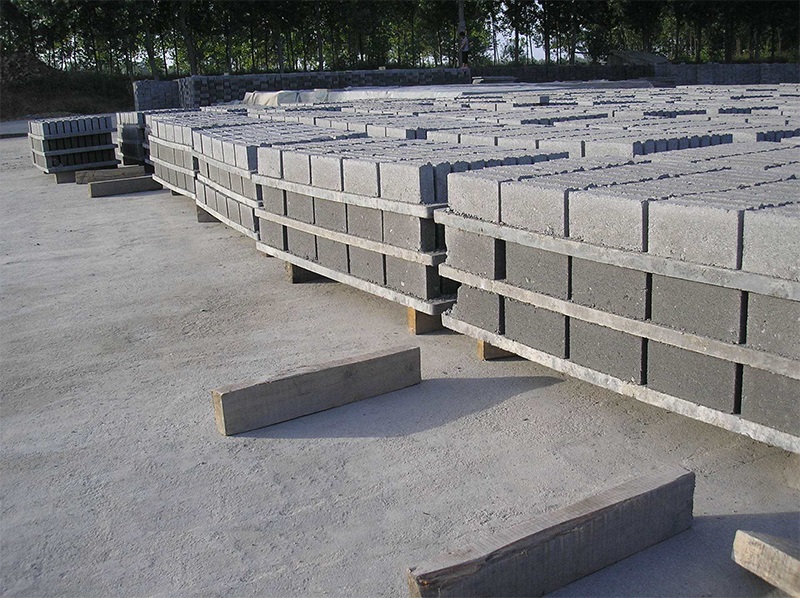 <a href=http://www.landec.com.cn/zjtb/ target=_blank class=infotextkey>免燒磚機托板</a>