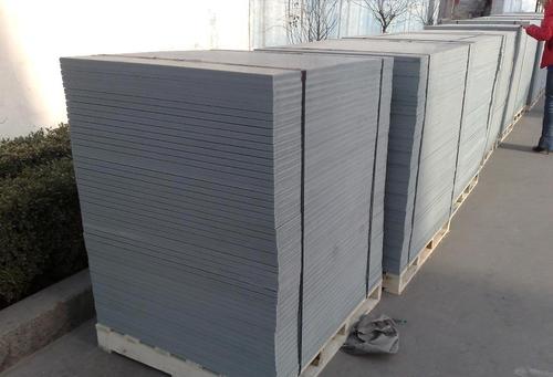 <a href=http://www.landec.com.cn/ target=_blank class=infotextkey>免燒磚托板</a>的種類